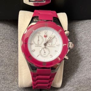 Women’s burgundy Tahitian jelly bean watch